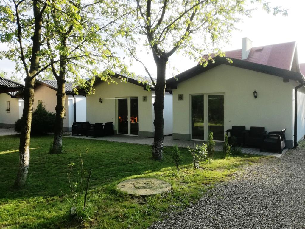 Domki Cztery Pory Roku Czchow Buitenkant foto